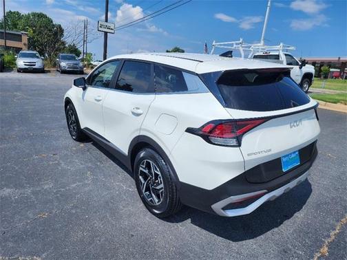2023 Kia Sportage LX