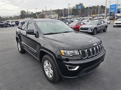 2017 Jeep Grand Cherokee Laredo