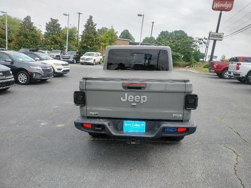 2021 Jeep Gladiator Overland