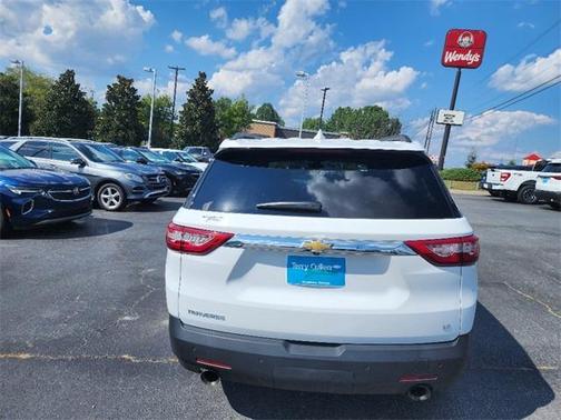 2021 Chevrolet Traverse LT Cloth