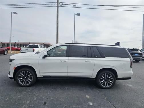 2023 Cadillac Escalade ESV Sport Platinum