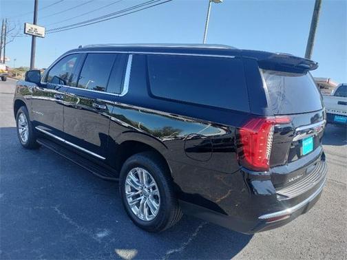 2022 GMC Yukon XL SLT