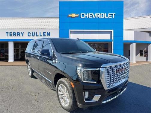 2022 GMC Yukon XL SLT