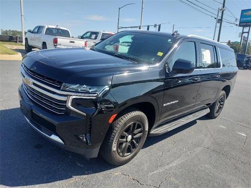 2022 Chevrolet Suburban LT