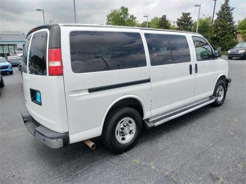 2017 Chevrolet Express 2500 LT