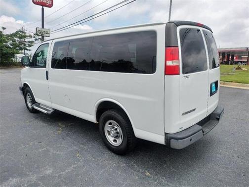 2017 Chevrolet Express 2500 LT