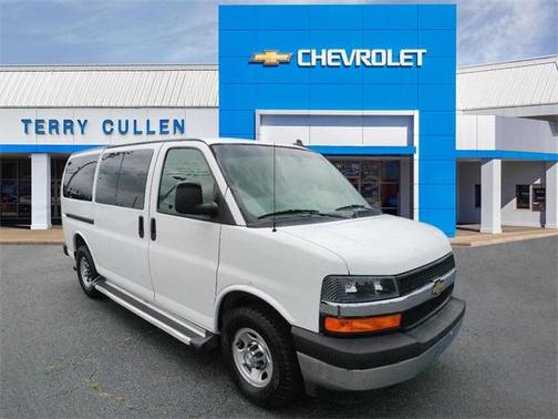 2017 Chevrolet Express 2500 LT