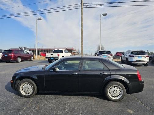 2007 Chrysler 300 Base