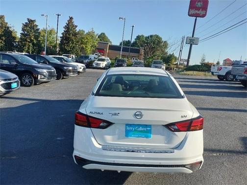 2023 Nissan Altima 2.5 SV