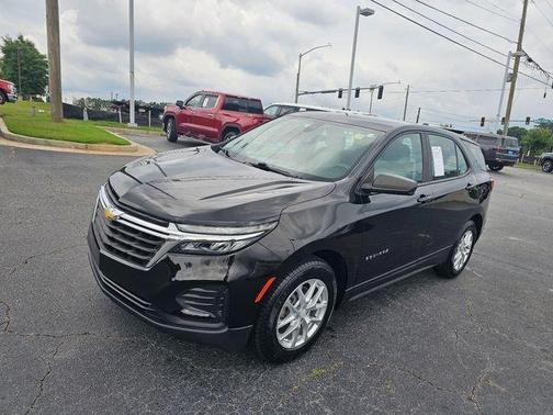 Mosaic Black Metallic 2022 Chevrolet Equinox LS