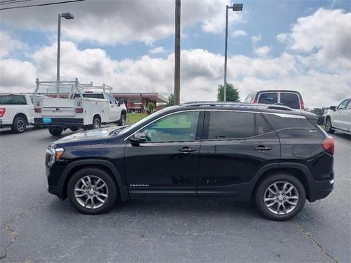 2024 GMC Terrain SLT