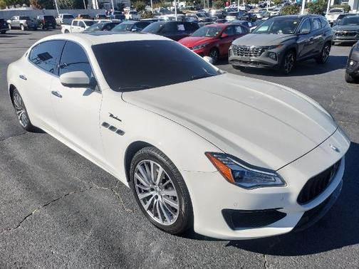 2022 Maserati Quattroporte Modena