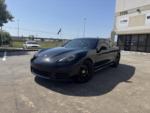 2014 Porsche Panamera 2