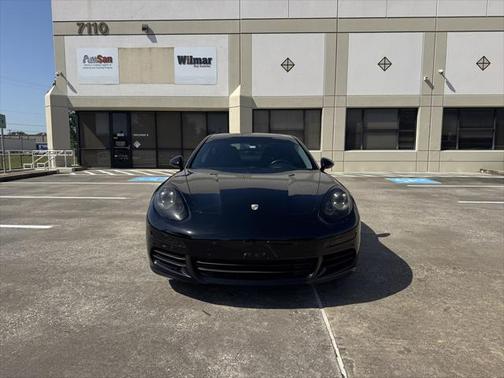 2014 Porsche Panamera 2