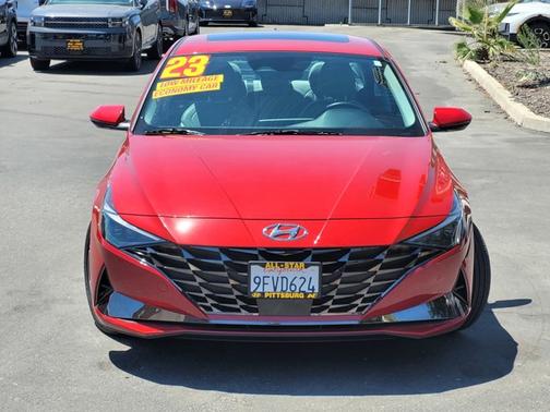 2023 Hyundai ELANTRA Limited