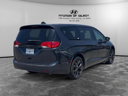 2019 Chrysler Pacifica Touring Plus