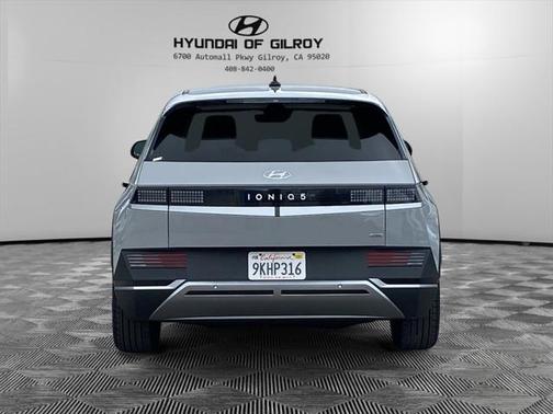 2024 Hyundai IONIQ 5 SEL