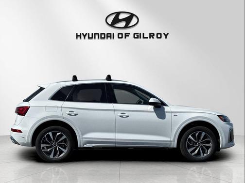 Glacier White Metallic 2024 Audi Q5 45 S line Premium Plus