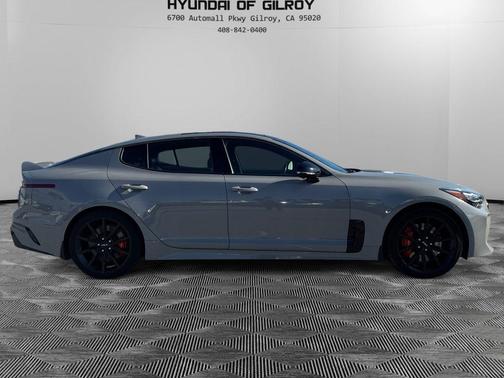 2022 Kia Stinger GT2