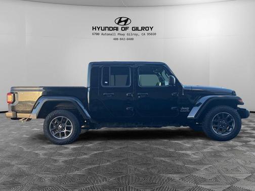 2021 Jeep Gladiator Overland