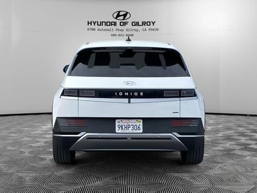 2024 Hyundai IONIQ 5 SEL