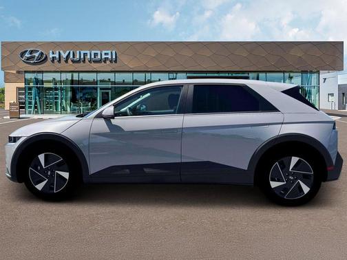 Cyber Gray 2026 Hyundai IONIQ 5 SE