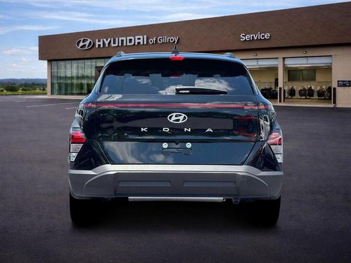 Abyss Black Pearl 2026 Hyundai KONA SEL Sport