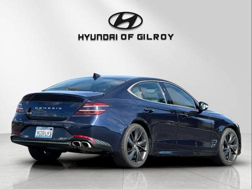 2023 Genesis G70 2.0T RWD