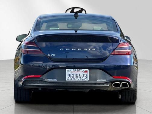 2023 Genesis G70 2.0T RWD