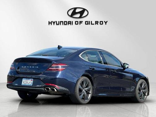 2023 Genesis G70 2.0T RWD