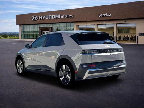 Cyber Gray 2026 Hyundai IONIQ 5 SEL