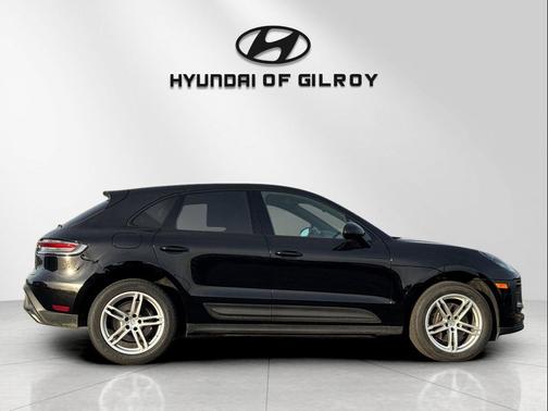 2024 Porsche Macan Macan S