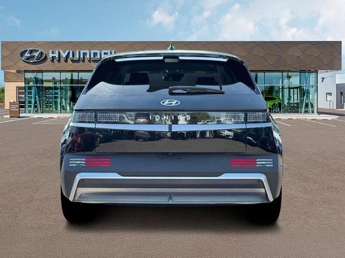 2025 Hyundai IONIQ 5 SE Standard Range