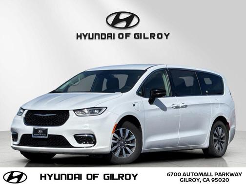 2024 Chrysler Pacifica Hybrid Select