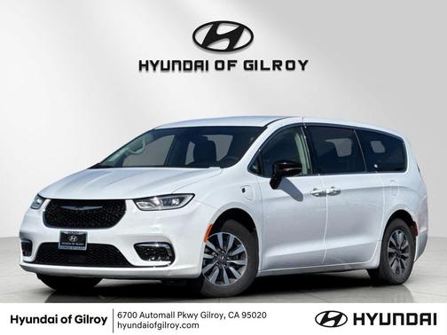 Bright White Clearcoat 2024 Chrysler Pacifica Hybrid Select