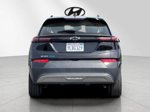 Mosaic Black Metallic 2023 Chevrolet Bolt EUV FWD LT