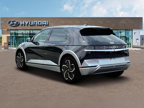 2024 Hyundai IONIQ 5 Limited