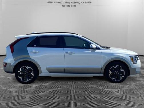2023 Kia Niro EV Wave