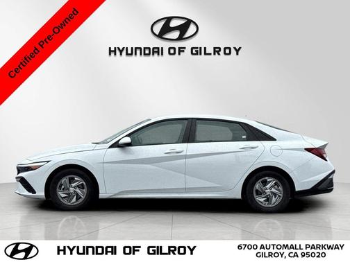 2025 Hyundai ELANTRA SE