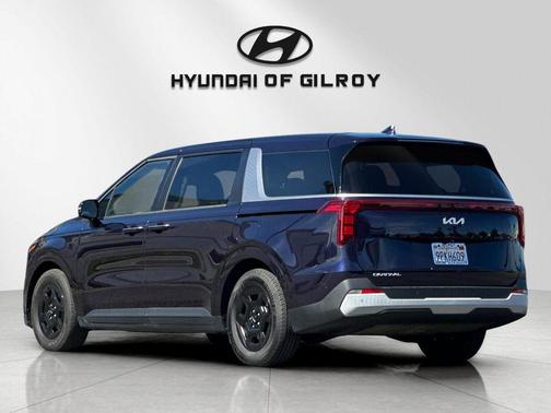 2025 Kia Carnival LX