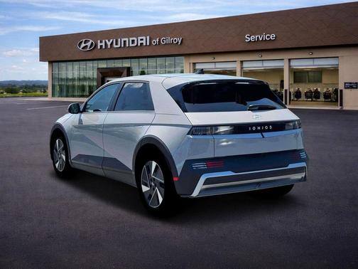 Cyber Gray 2026 Hyundai IONIQ 5 SE