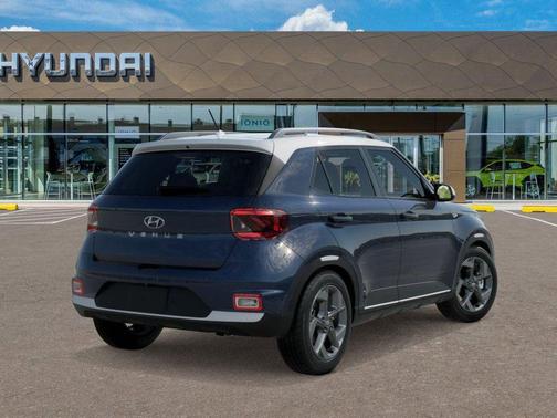 Denim w/White Roof 2026 Hyundai VENUE SEL w/Two-Tone Roof