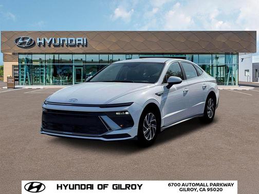 2026 Hyundai SONATA Hybrid Base