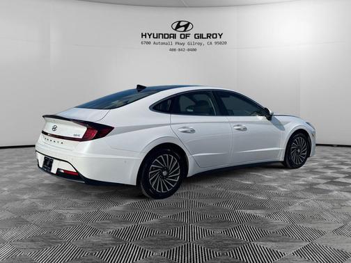 2022 Hyundai SONATA Hybrid Limited