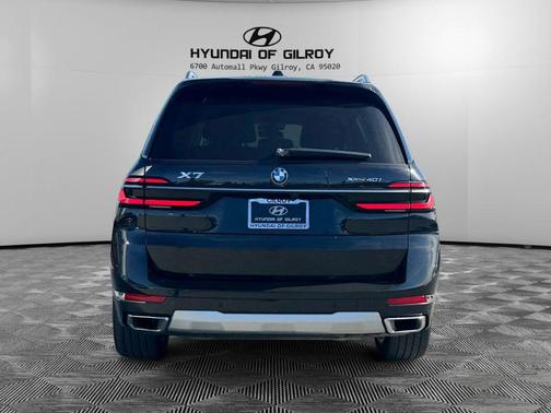 2024 BMW X7 xDrive40i