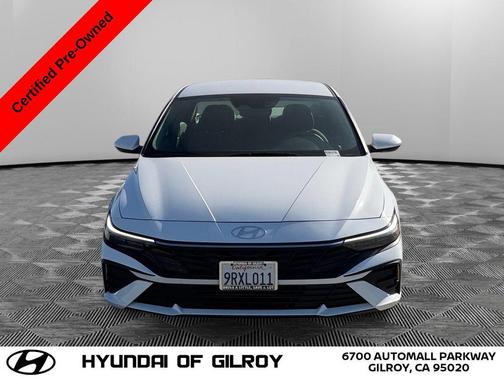 2024 Hyundai ELANTRA SE
