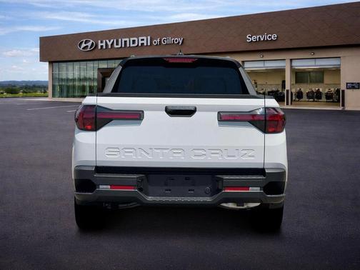 Atlas White 2026 Hyundai SANTA CRUZ SEL