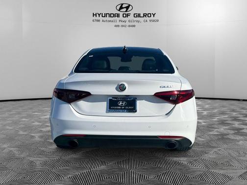 2022 Alfa Romeo Giulia Ti