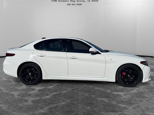 2022 Alfa Romeo Giulia Ti
