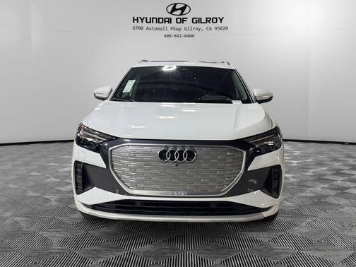 2022 Audi Q4 e-tron Prestige 50 quattro